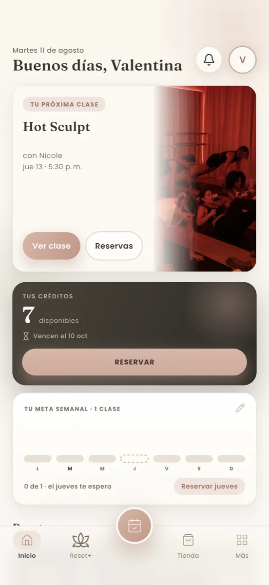Pantalla de inicio real de la app de Reset: próxima clase, créditos disponibles y meta semanal